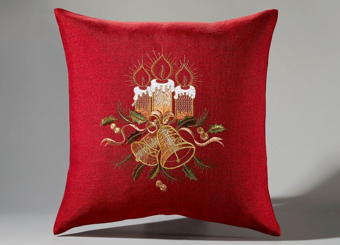 Aufwendig bestickte Tisch- und Raumdekoration 