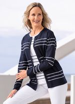 Strick-Twinset in Kontrast 