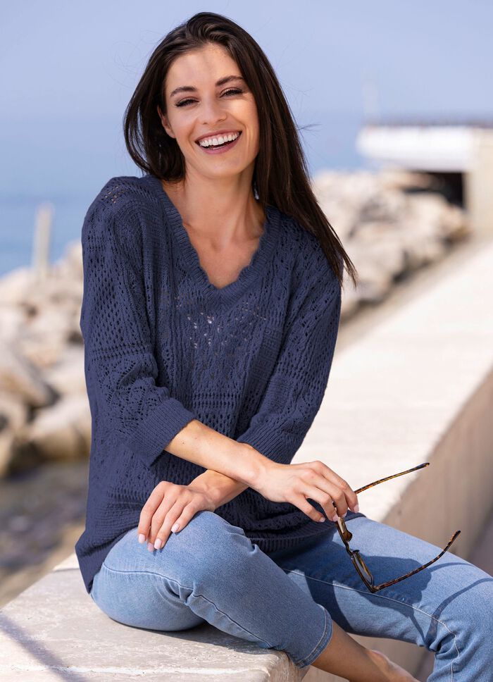 Pullover in Feinboucl&eacute; MARINE