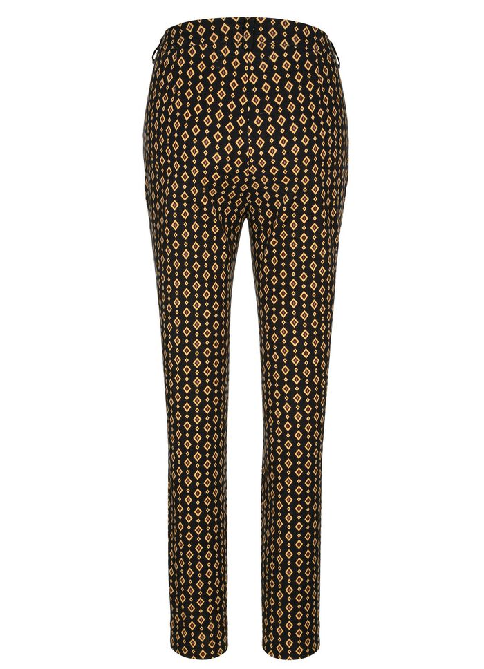 Hose in Minimal-Dessinierung 