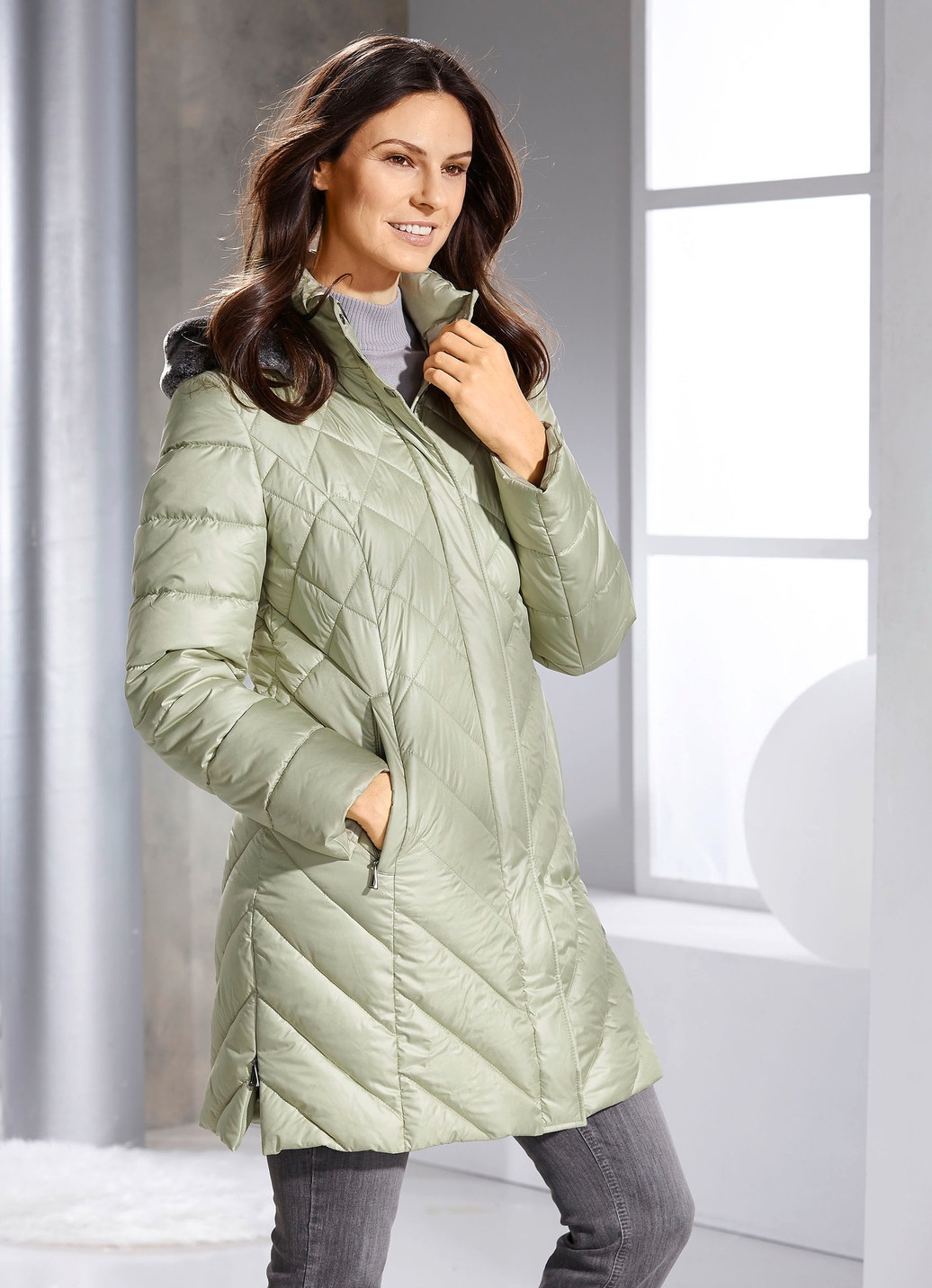 Mantel Mona Daunenjacke ▻ Daunen-Kurzmantel Mit Abnehmbarer Kapuze NAVY MONA